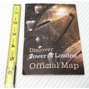 Discover The Tower of London - Official Guide - With Fold-Out Map Souvenir